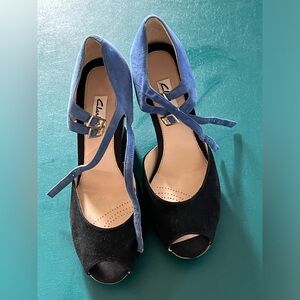 Clarks. Very comfortable